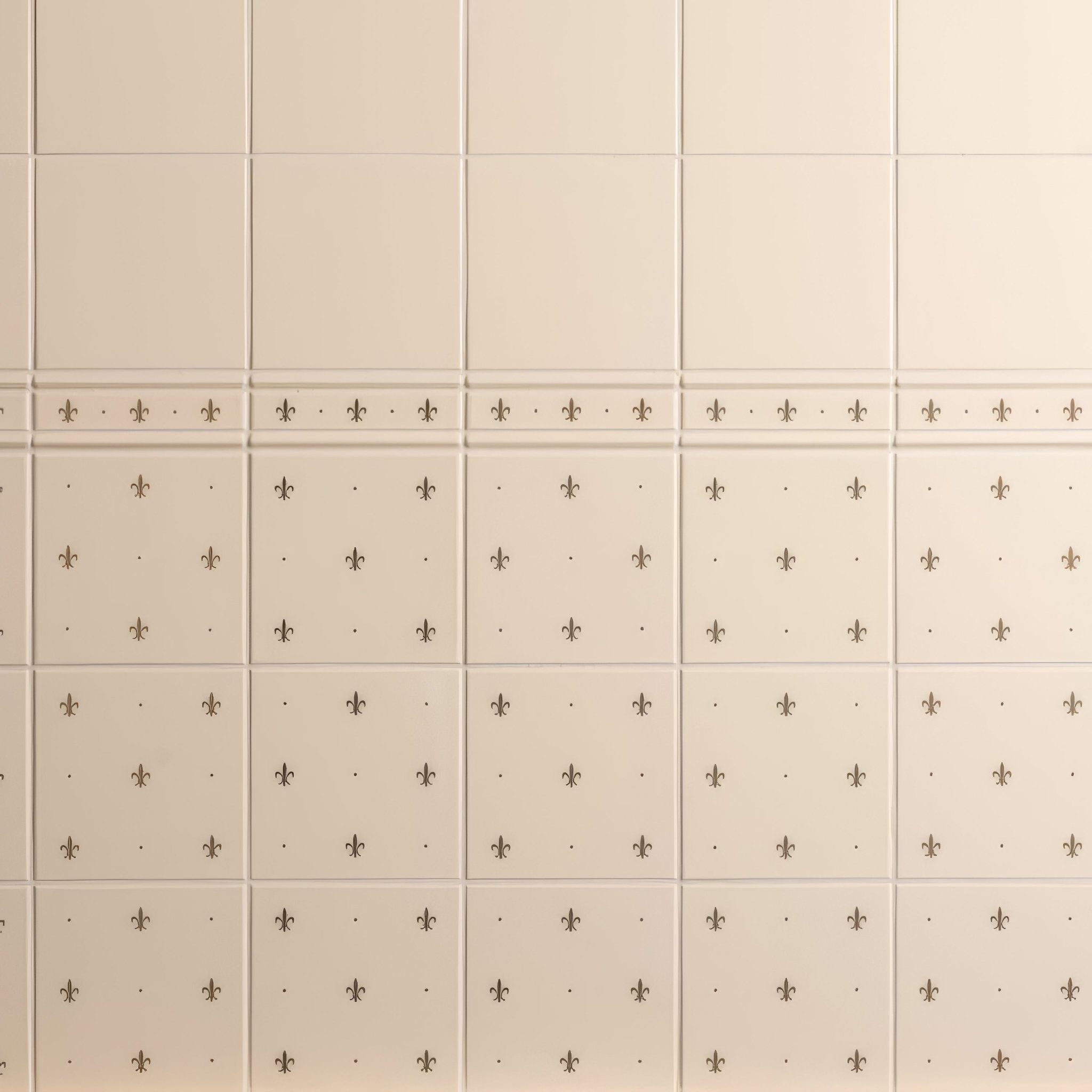 Fleur de Lis Border Gold on County White - Hyperion Tiles