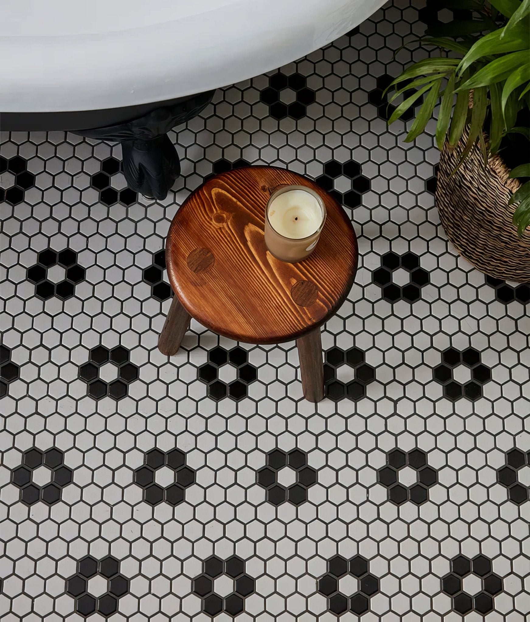 Mono Hex Porcelain Mosaic Daisy - Hyperion Tiles